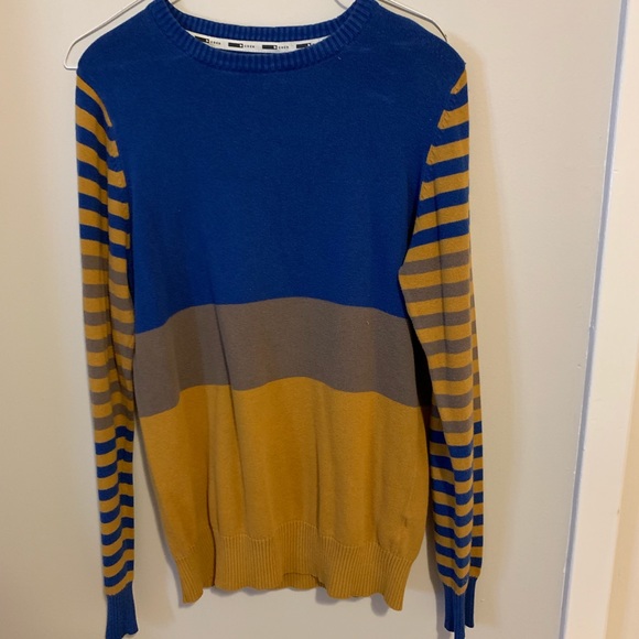 Striped sweater - Picture 3 of 4